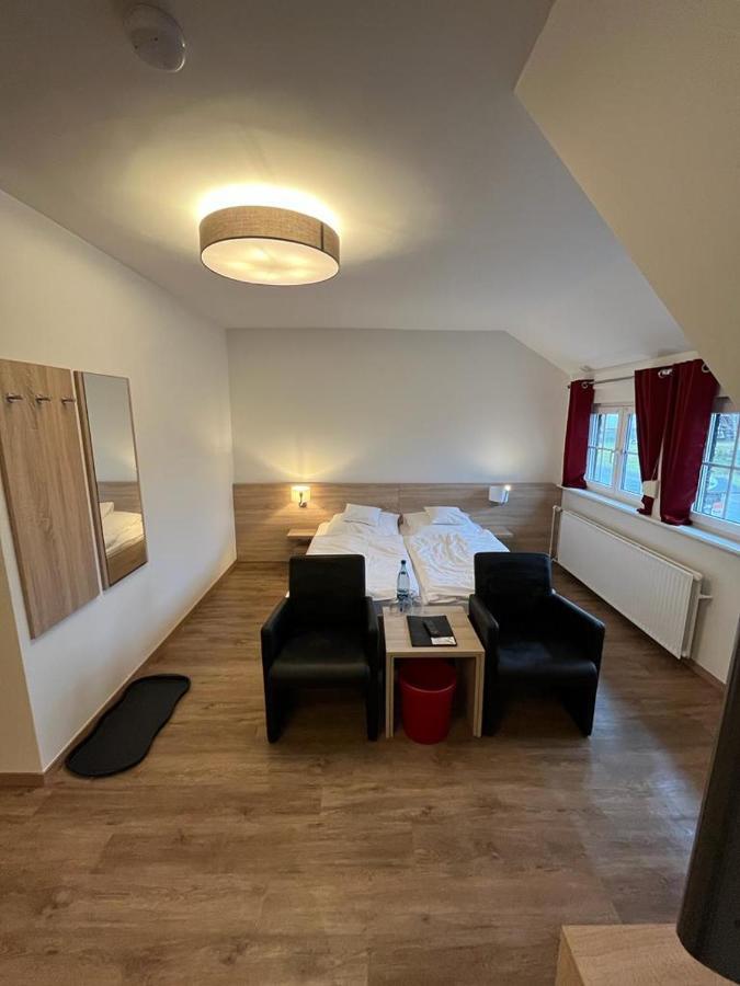 Clemens Hotel 3*
