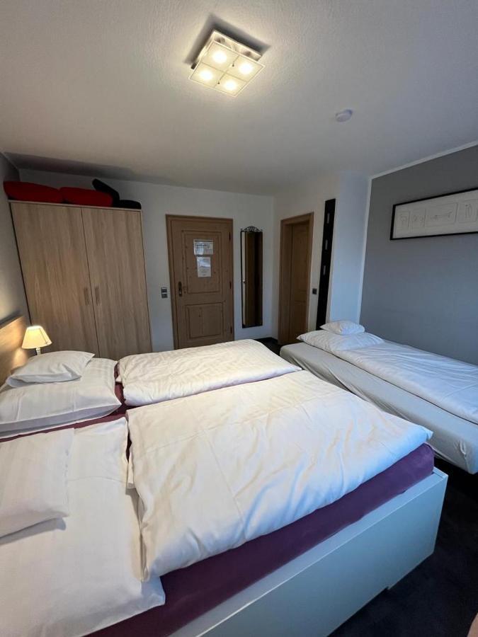 Clemens Hotel 3*