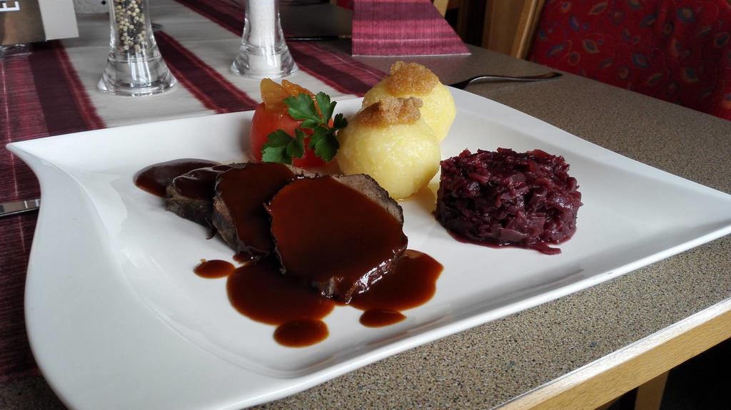 Hotel Clemens 3*